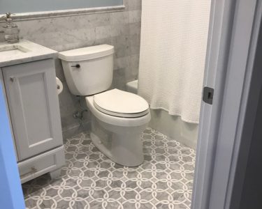 custom bathroom Chicago throne